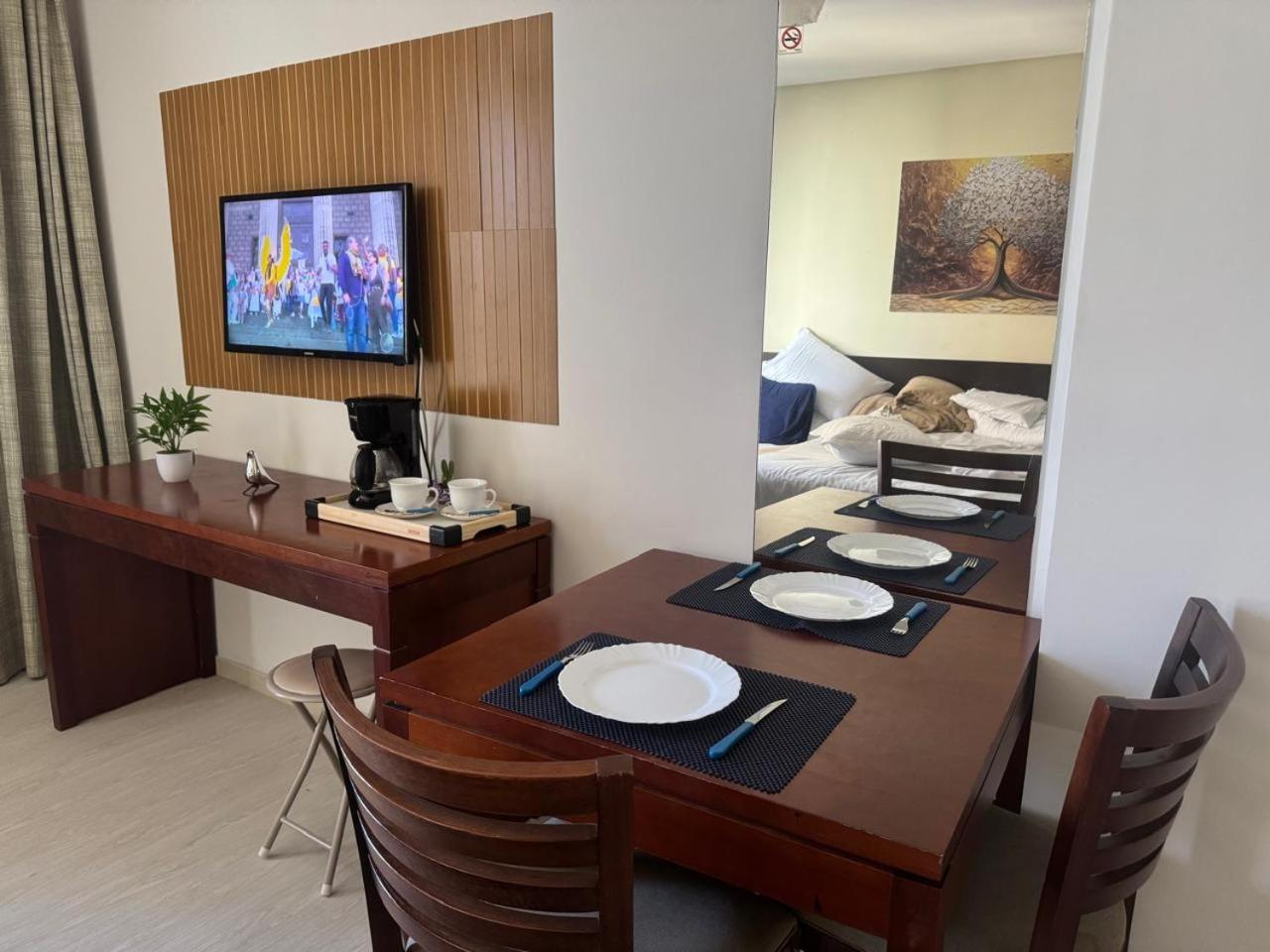 Flat America 603 - Cozinha Completa - 100m Do Shopping - Estrutura De 公寓